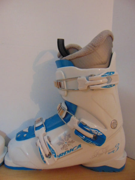Ski Boots Mondo Size 24.5 Ladies size 7.5  290 mm Nordica FireArrow Blue White Excellent