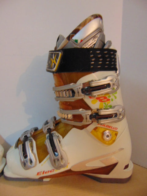 Ski Boots Mondo Size 25.5 Ladies size 8.5  298 mm Dalbello Cream and Gold Excellent