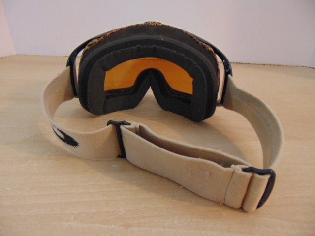 Ski Goggles Adult Size Oakley Leapard Tan Fantastic Quality