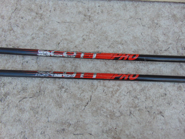 Ski Poles Adult Size 50 inch Scott Pro With Rubber Handles Black Red