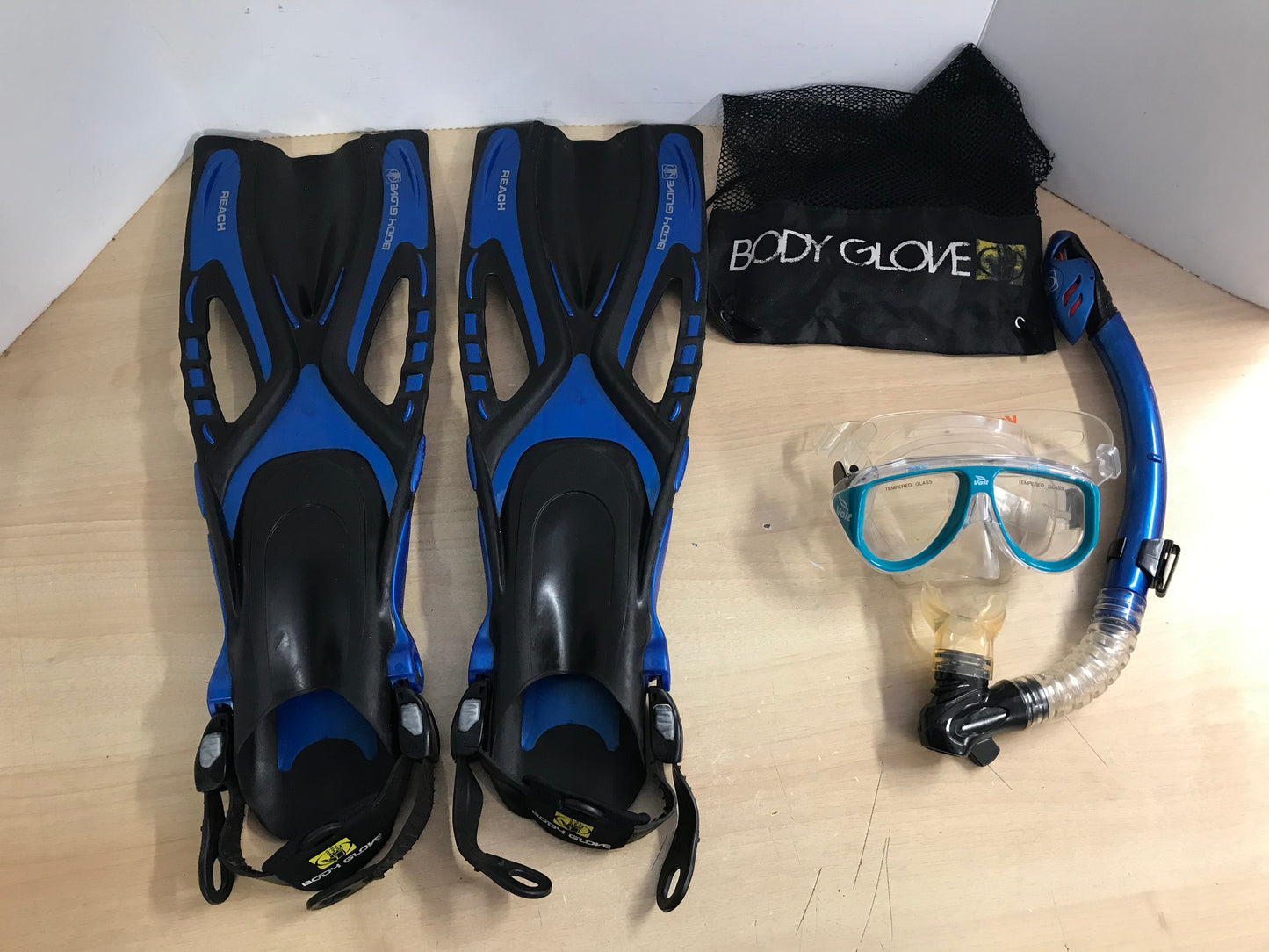 Snorkel Dive Fins Men's Shoe Size 4.5-8.5 Body Glove Blue Black Teal Excellent