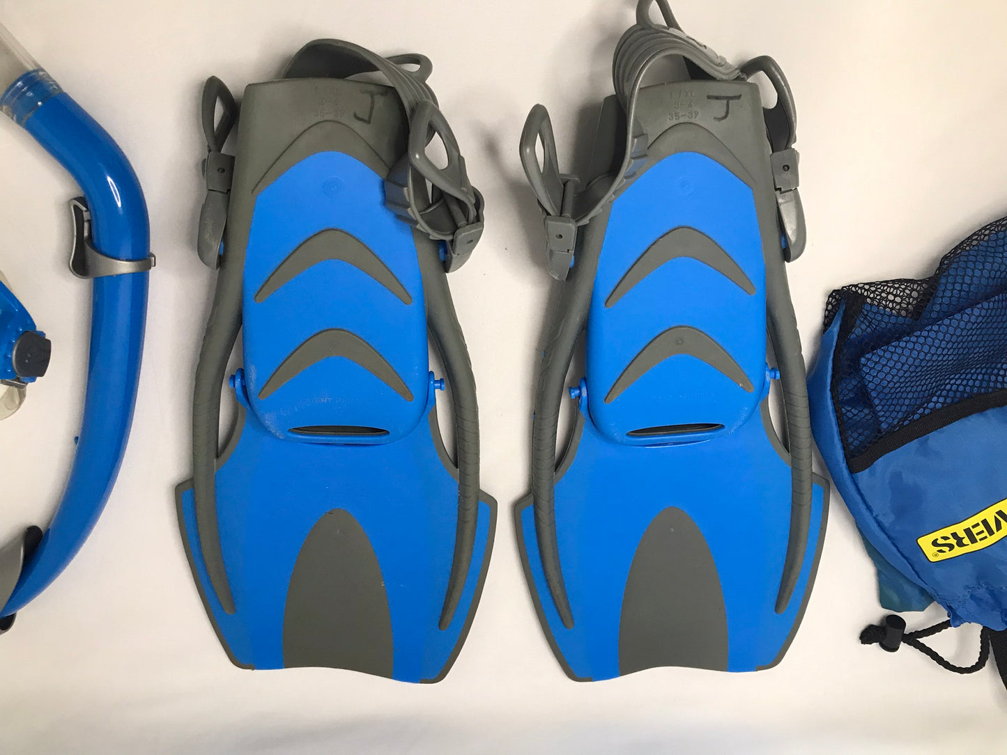 Snorkel Dive Fins Set Child Shoe Size 3-6 Youth US Divers Blue Black Excellent