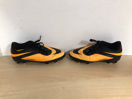 Soccer Shoes Cleats Child Size 1.5 Nike Hypervenom Tangerine and Black