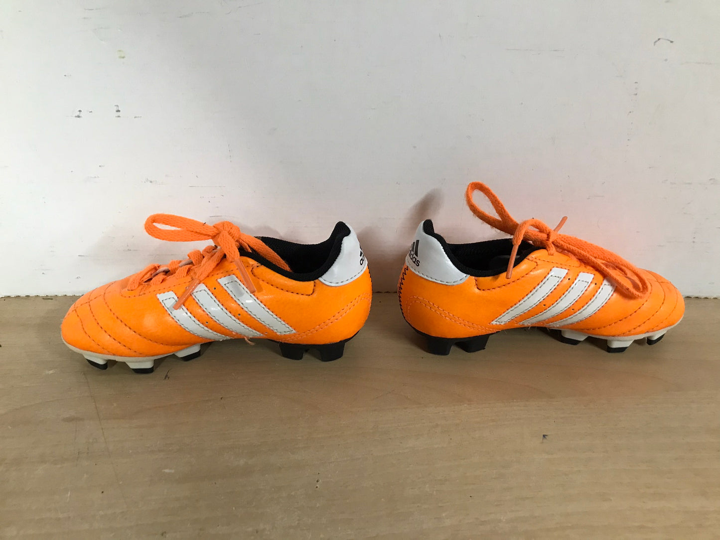 Soccer Shoes Cleats Child Size 10 Toddler Adidas Tangerine White  Excellent