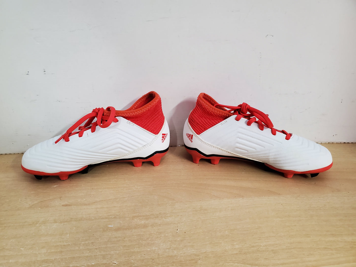 Soccer Shoes Cleats Child Size 13 Adidas Preditor With Slipper Foot White Red Excellent As New