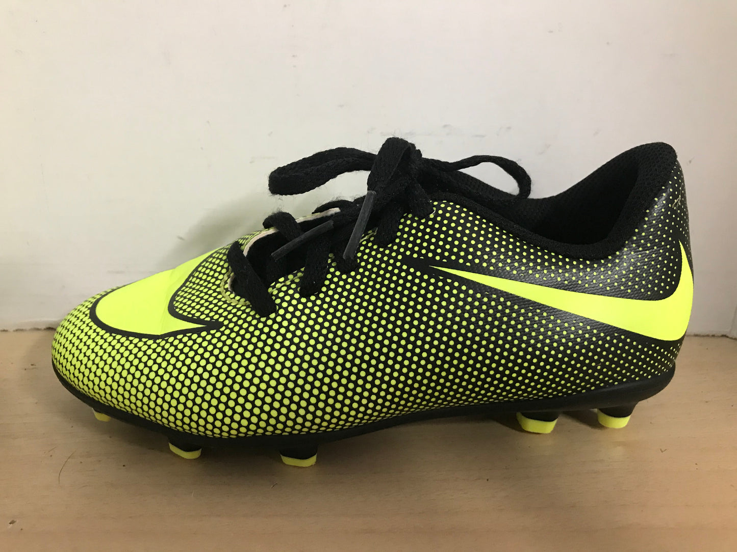 Soccer Shoes Cleats Child Size 13 Nike Black Lime Excellent