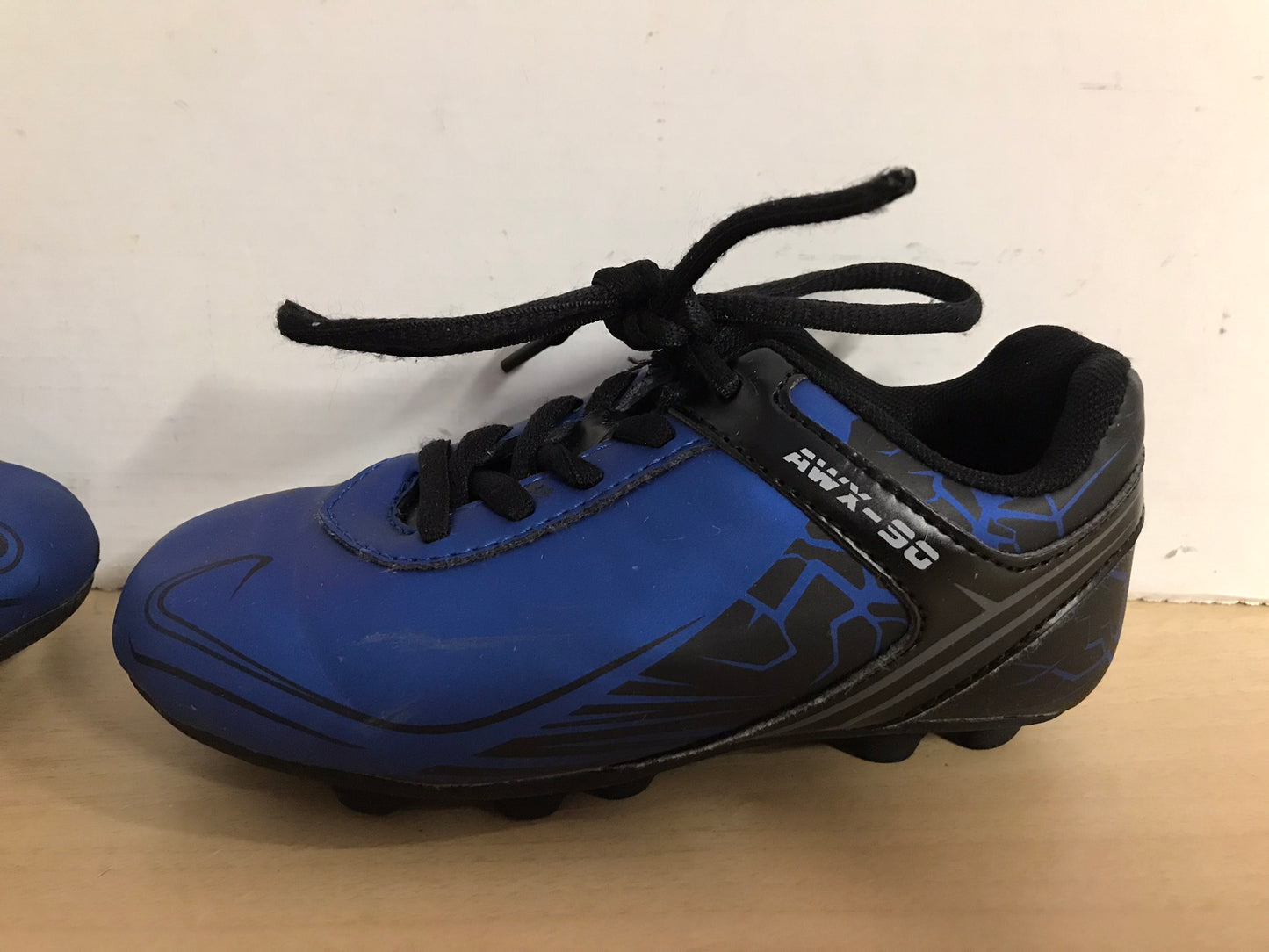Soccer Shoes Cleats Child Size 11 Toddler Athletic Black Blue Excellent