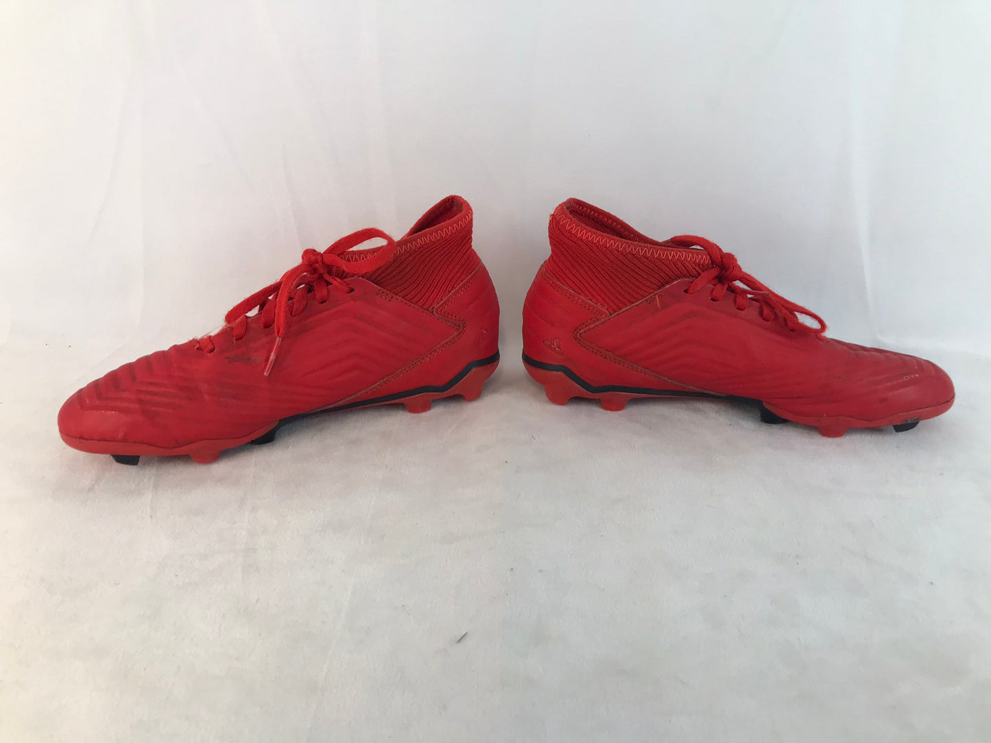 Soccer Shoes Cleats Child Size 3.5 Nike Preditor Red Orange Minor Marks