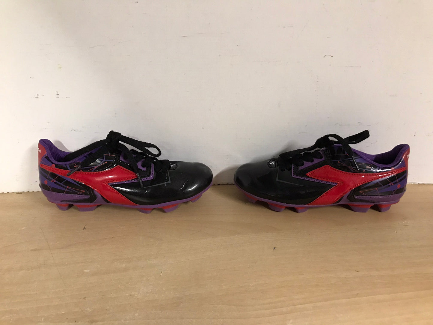 Soccer Shoes Cleats Child Size 3 Diadora Purple Red Black Excellent