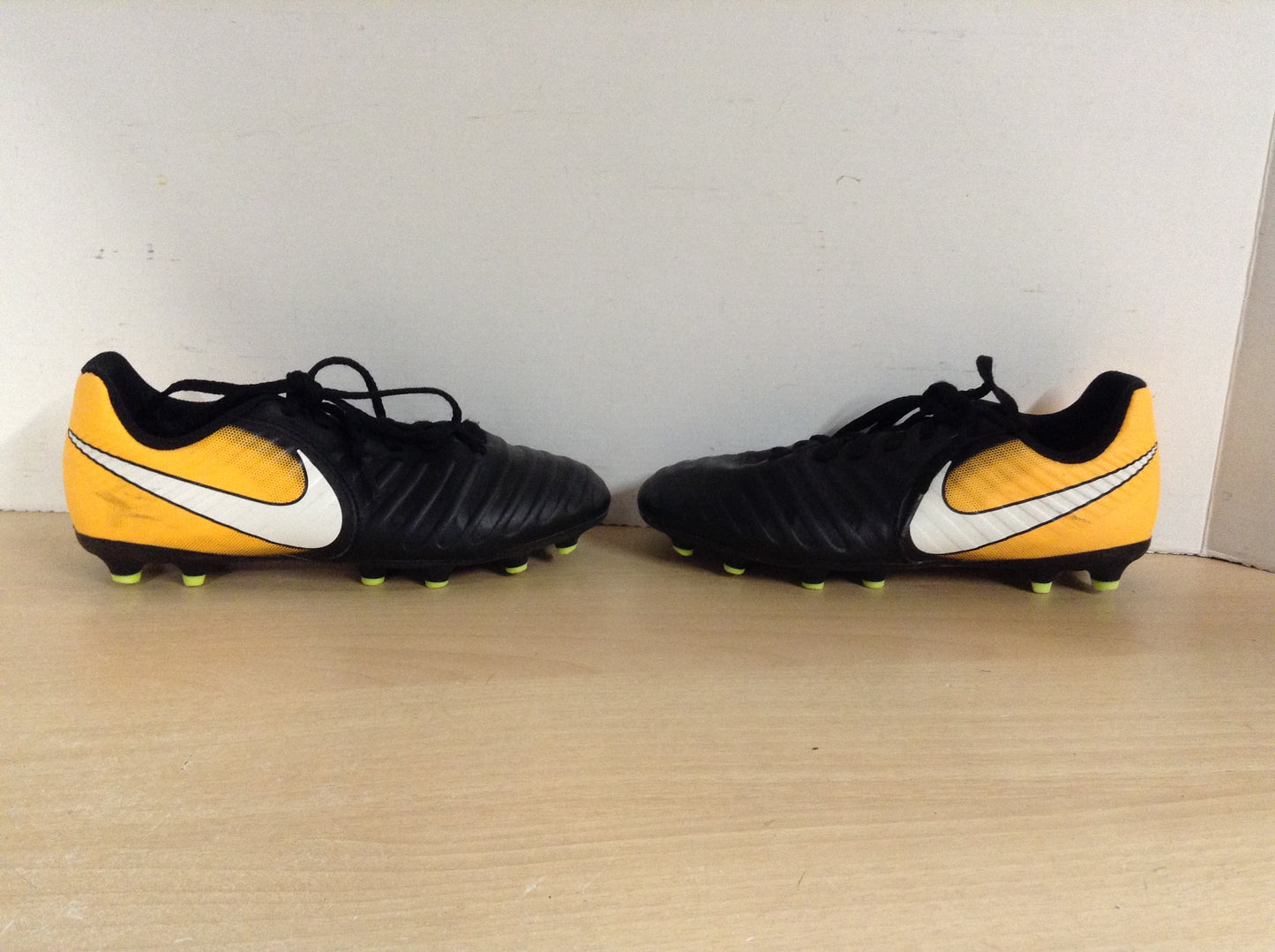 Soccer Shoes Cleats Child Size 3 Nike Tiempo Black Orange Lime