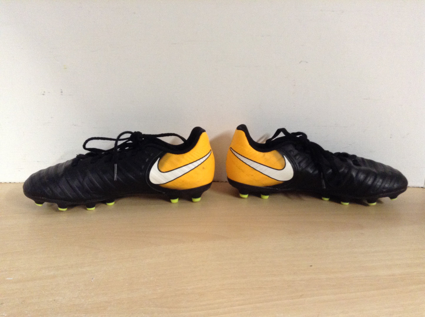 Soccer Shoes Cleats Child Size 3 Nike Tiempo Black Orange Lime