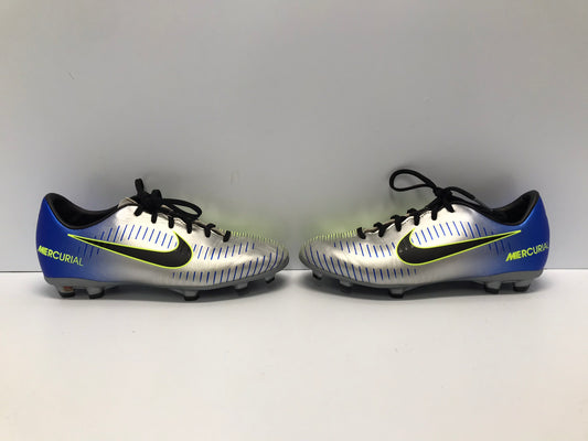 Soccer Shoes Cleats Child Size 4  Nike Neymar Mercurial  New Demo Model