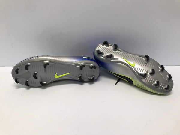 Soccer Shoes Cleats Child Size 4  Nike Neymar Mercurial  New Demo Model