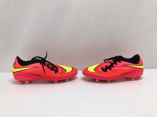 Soccer Shoes Cleats Child Size 4 Nike Orange PInk Lime Minor Wear