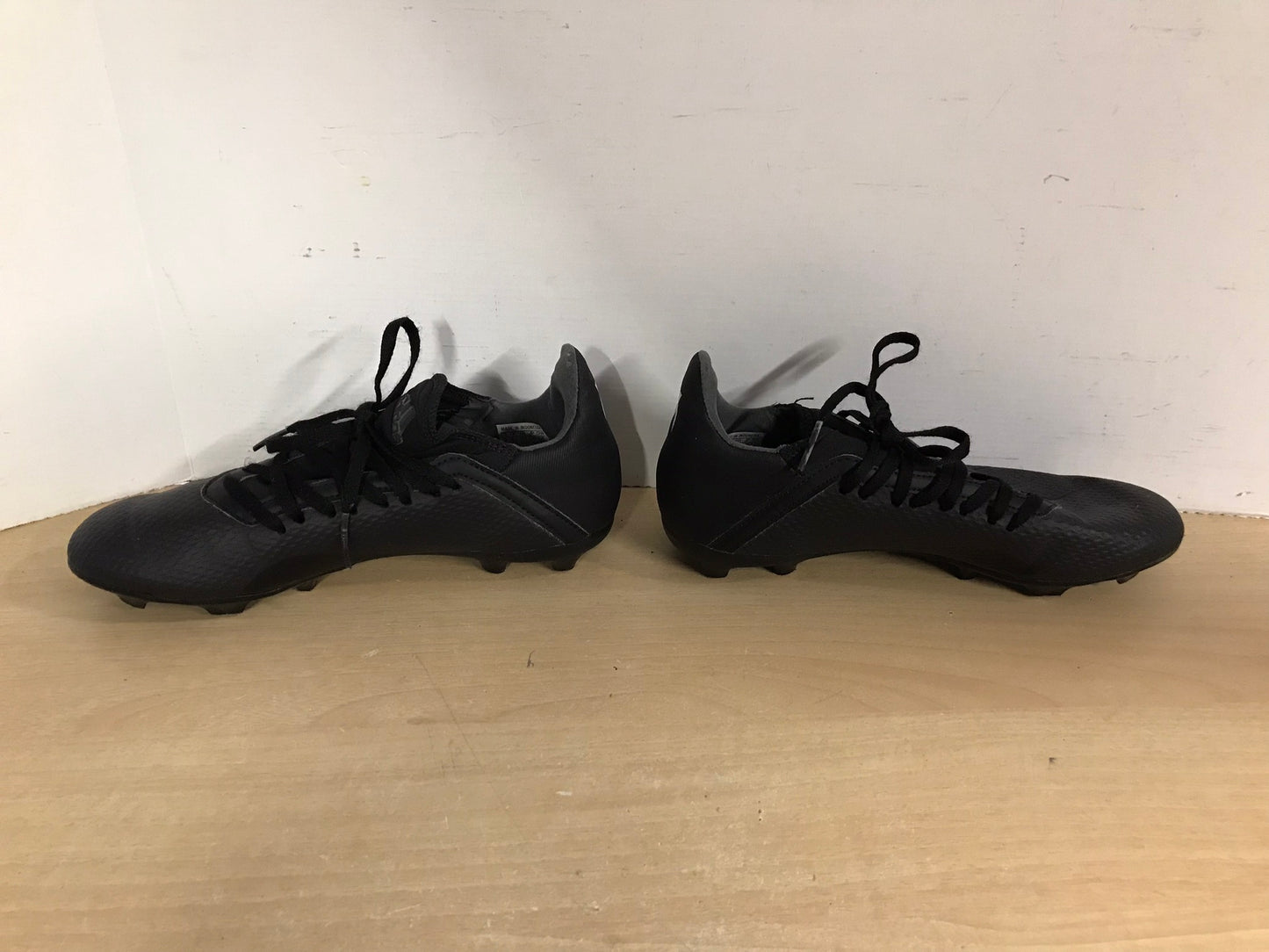 Soccer Shoes Cleats Child Size 5 Adidas Black