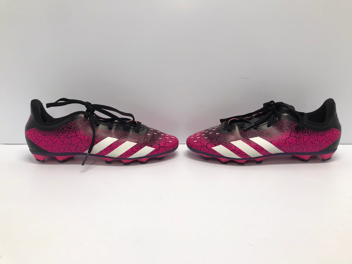 Soccer Shoes Cleats Men's Size 6 Adidas Preditor Pink Black Excellent