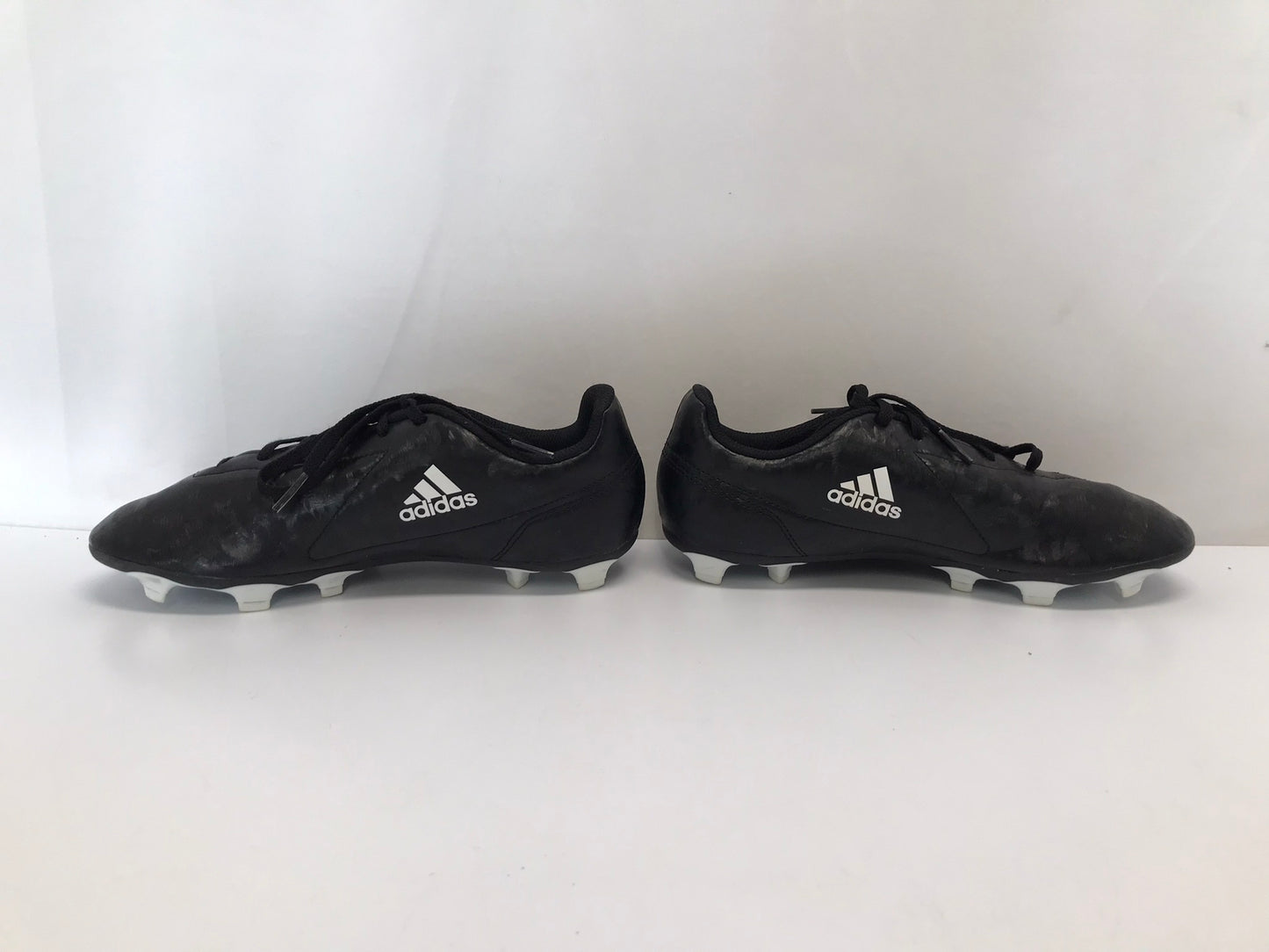 Soccer Shoes Cleats Men's Size 6 Adidas Black White Excellent