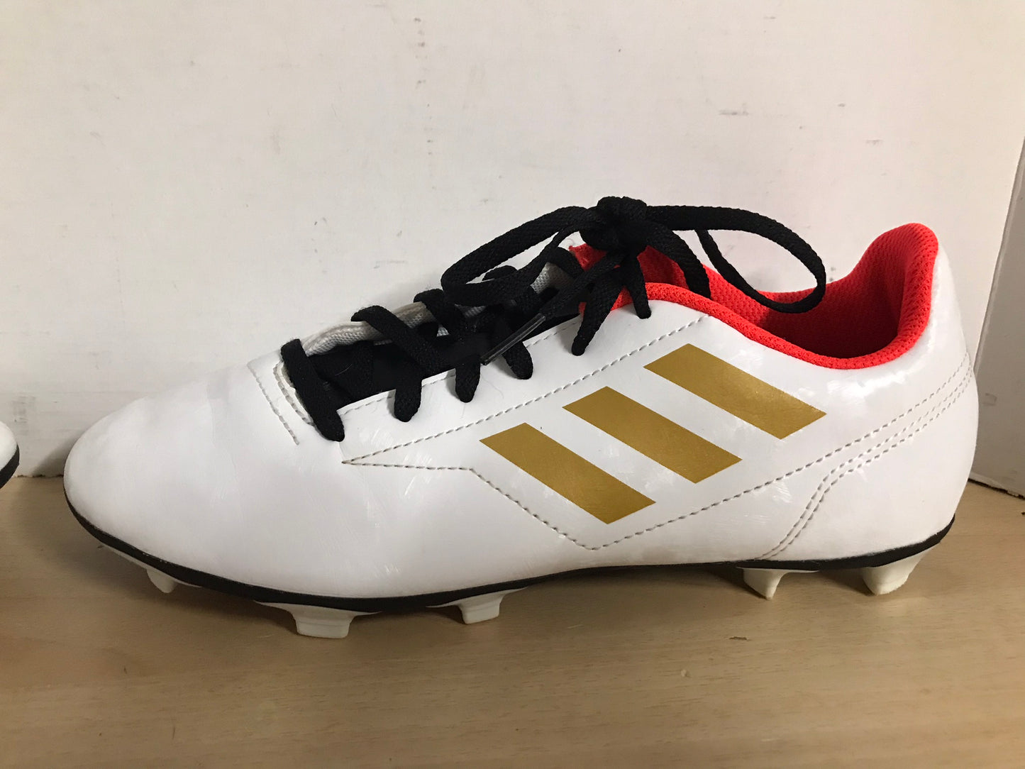 Soccer Shoes Cleats Men's Size 6 Adidas White Orange Gold New Demo Model