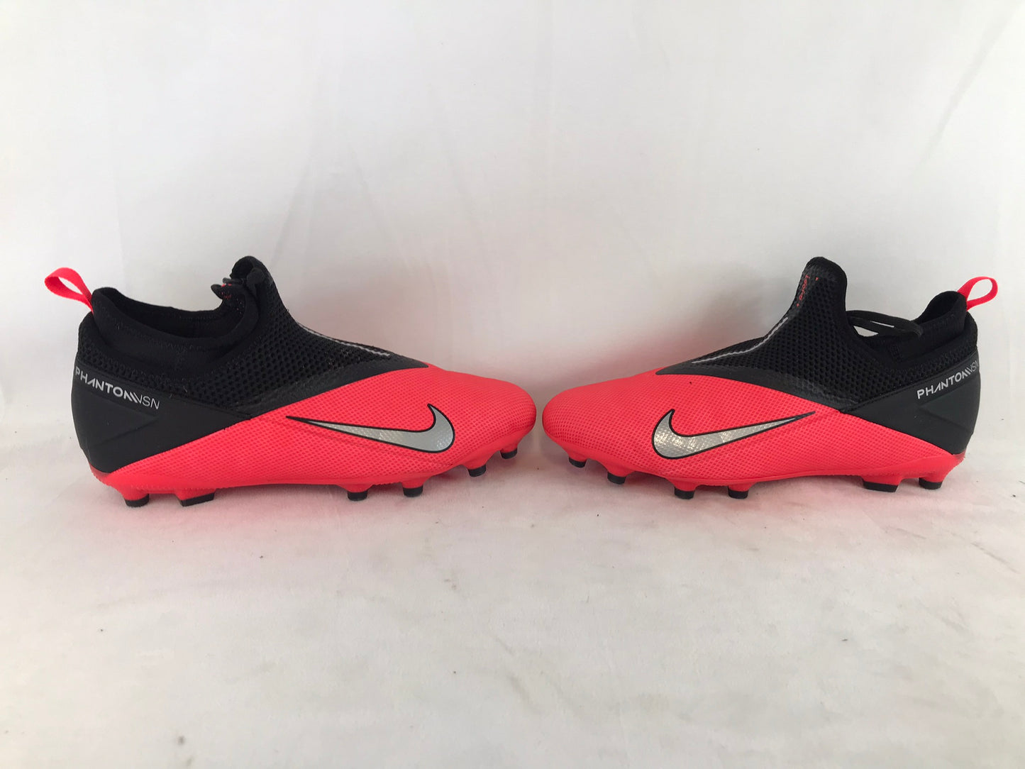 Soccer Shoes Cleats Men's Size 6 Nike Phantom Ghost  Elite With Slipper Foot Red Black Outstanding Quality Retail $279.99