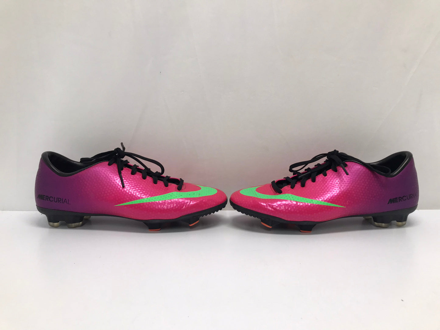 Soccer Shoes Cleats Men's Size 7 Nike Mercurial Purple Pink Lime