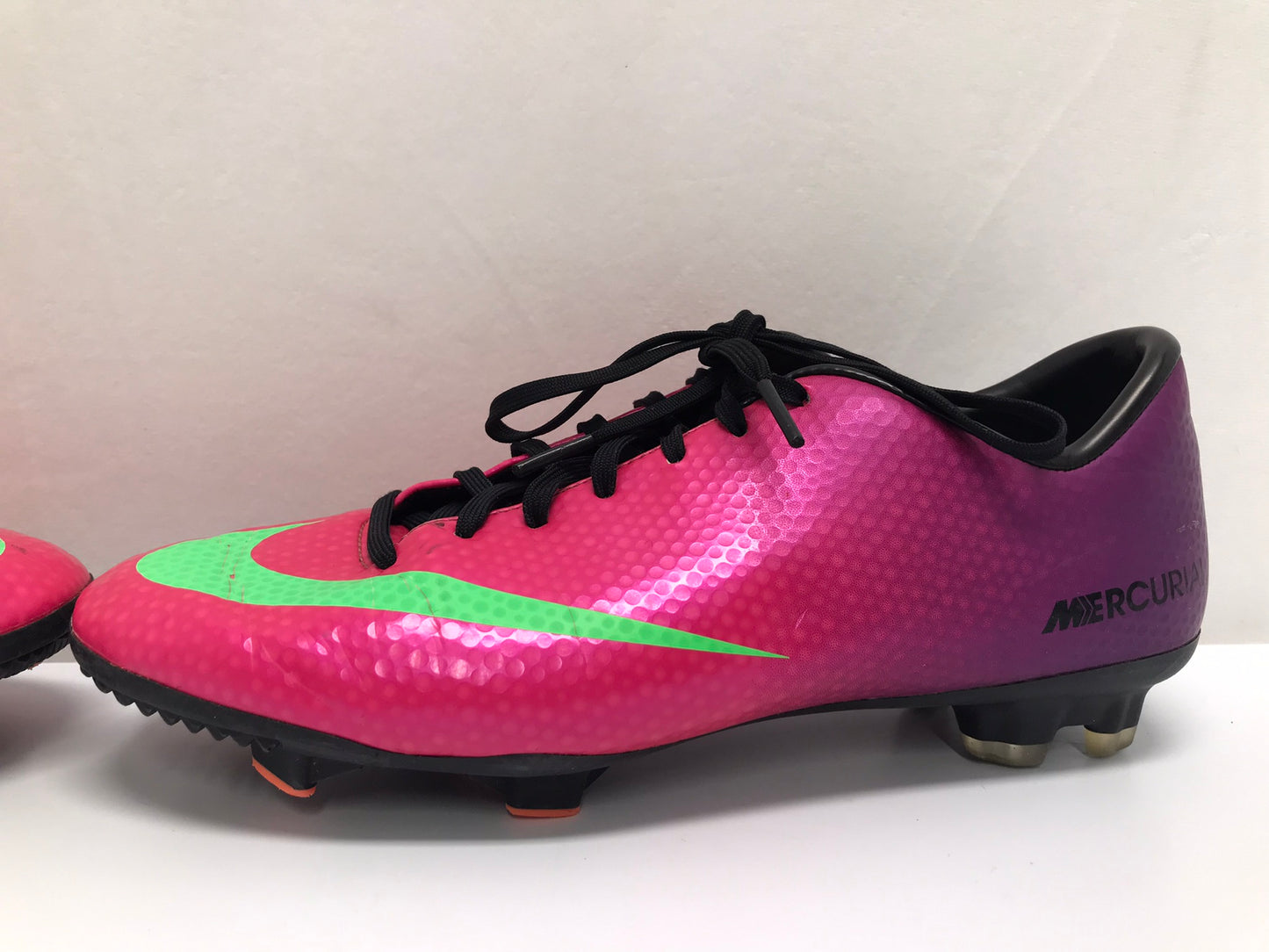 Soccer Shoes Cleats Men's Size 7 Nike Mercurial Purple Pink Lime
