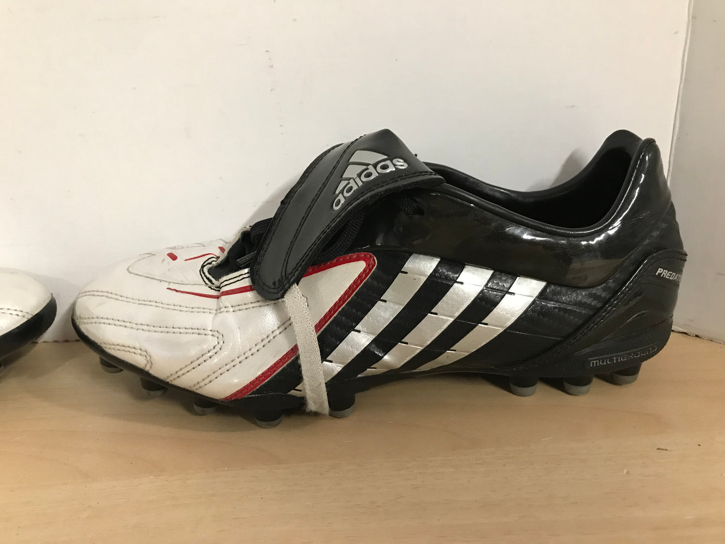 Soccer Shoes Cleats Men's Size 9 Adidas Predito Black Grey Silver Excellent