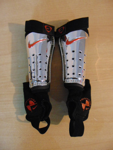 Soccer Shin Pads Child Size Small Age 4-6 Nike Black Red Chrome
