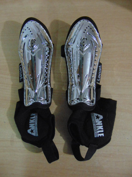 Soccer Shin Pads Child Size Small 4-6 Maximus Silver Black