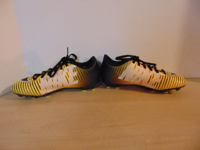 Soccer Shoes Cleats Child Size 3 Nike Mercurial Black Yellow White