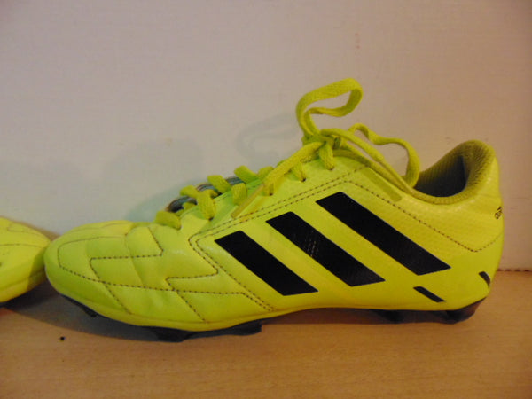 Soccer Shoes Cleats Child Size 4.5  Adidas Lime Black