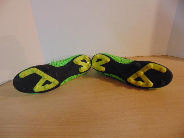 Soccer Shoes Cleats Men's Size 10 Puma Lime and Black