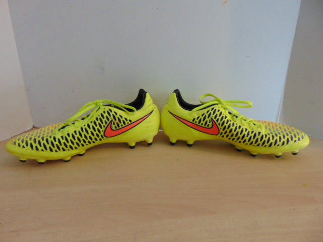 Soccer Shoes Cleats Men's Size 10 Nike Black Yellow Pink Minor Wear