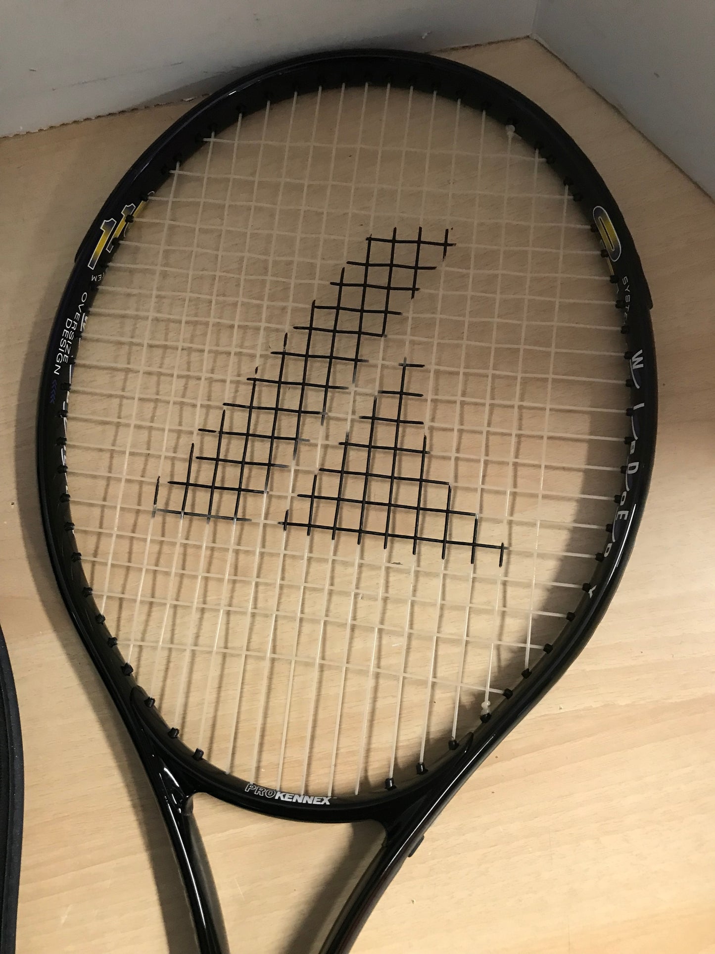 Tennis Racquet Pro Kennex Performer Power 110 Widebody With Zip Bag