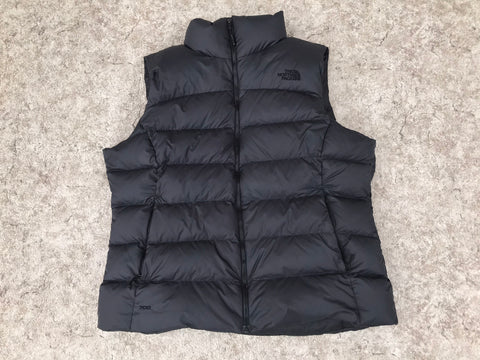 The North Face Ladies Size X Large Nuptse 700 fill Goose Down Quilted Vest New Never Worn Paid 259.99 + tax