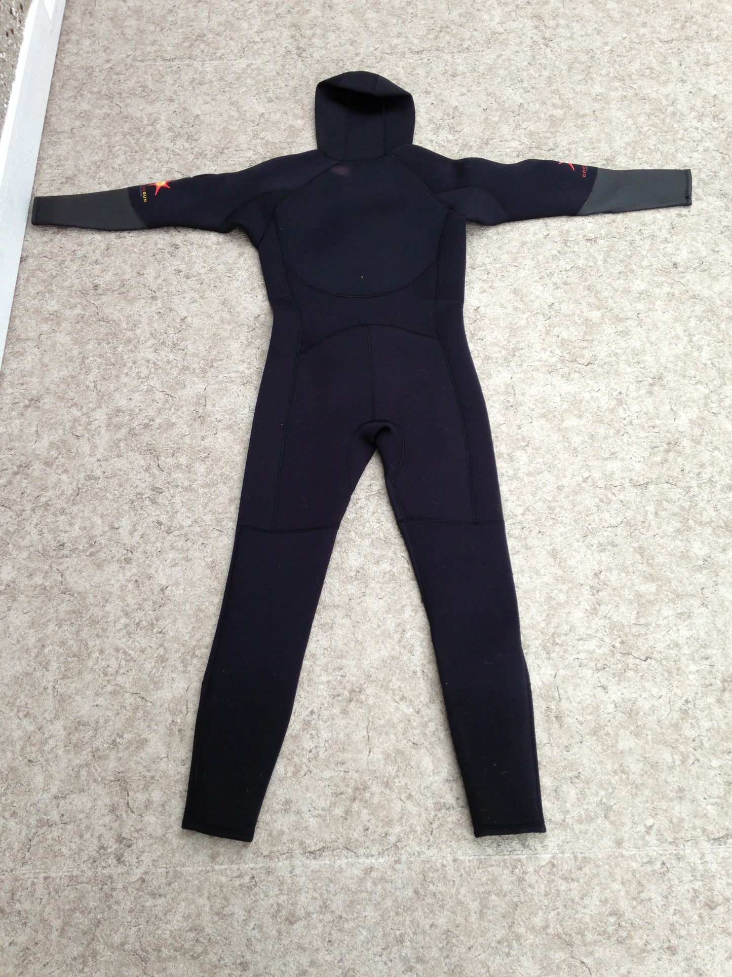 Wetsuit Men's Size Large Full Cordova Sun Surf Dive Neoprene 4-5 mm Black Minor Wear