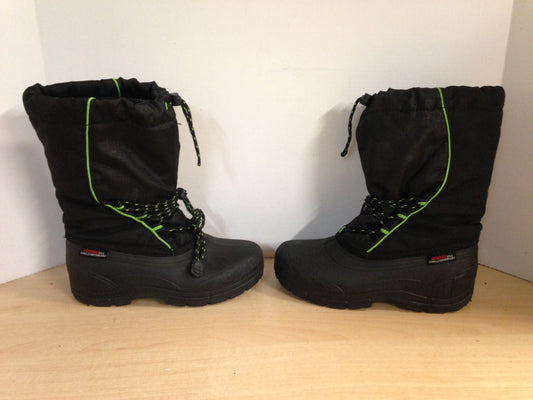 Winter Boots Child Size 4 Waterproof Black and Green With Liner