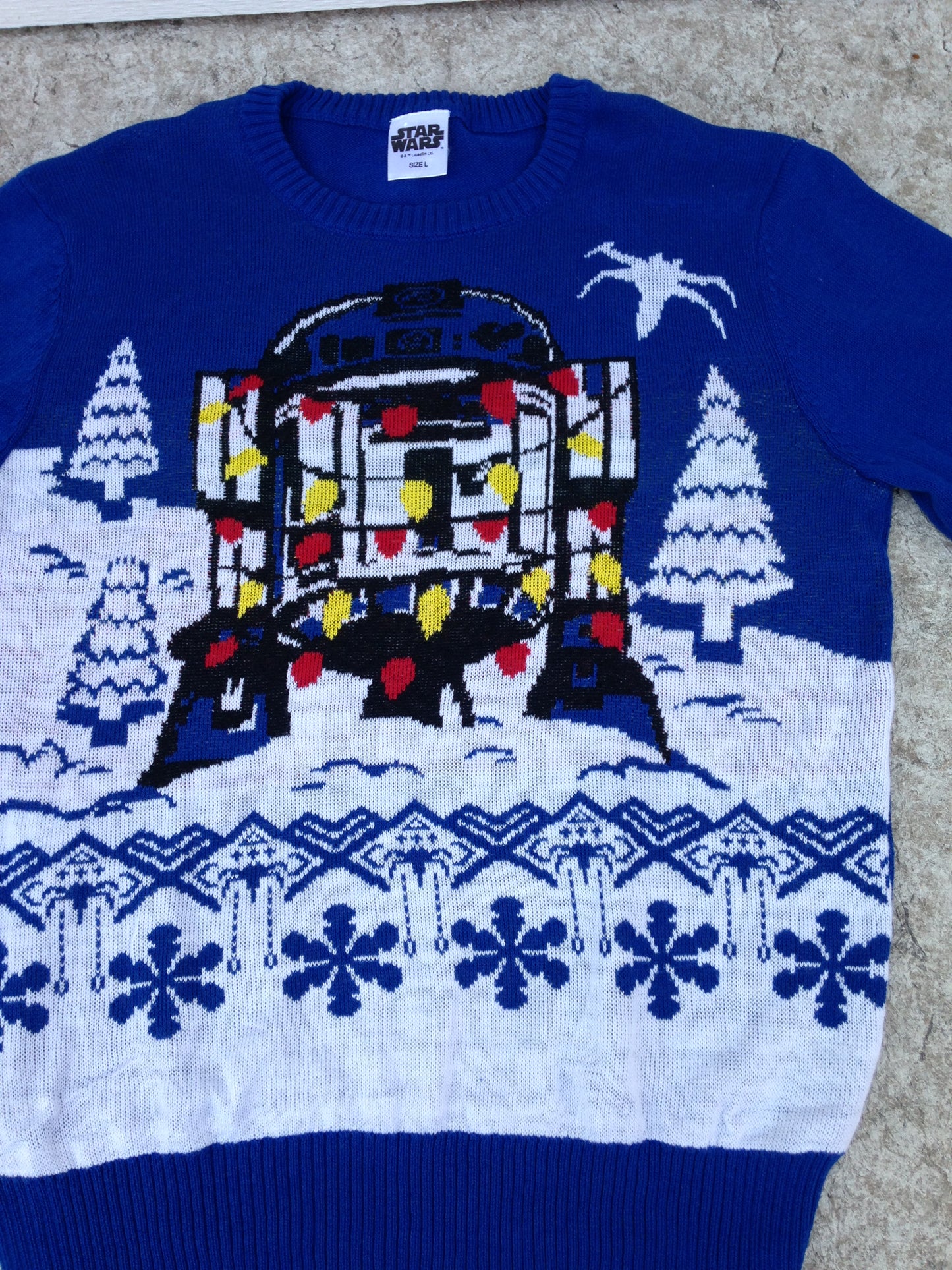 Winter Sweater Men's Size Large  Ugly Christmas Sweater Star Wars R2D2 Blue White New Demo