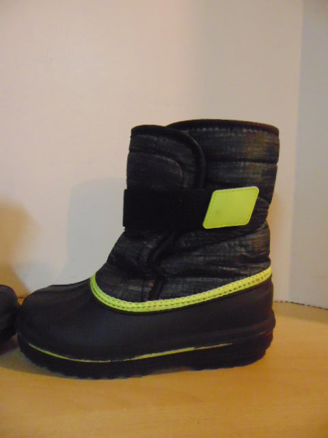 Winter Boots Child Size 13 Children's Place Grey Lime