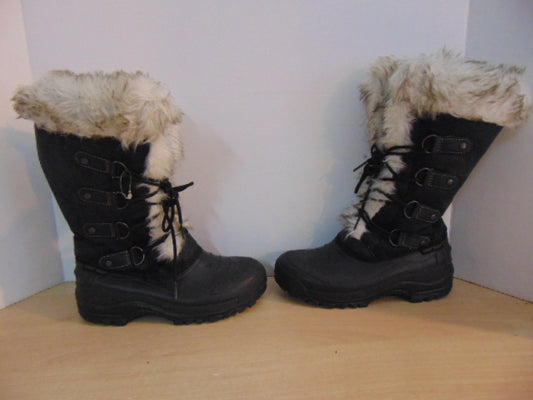 Winter Boots Child Size 4 Grey Wolf Black With Faux Fur Excellent