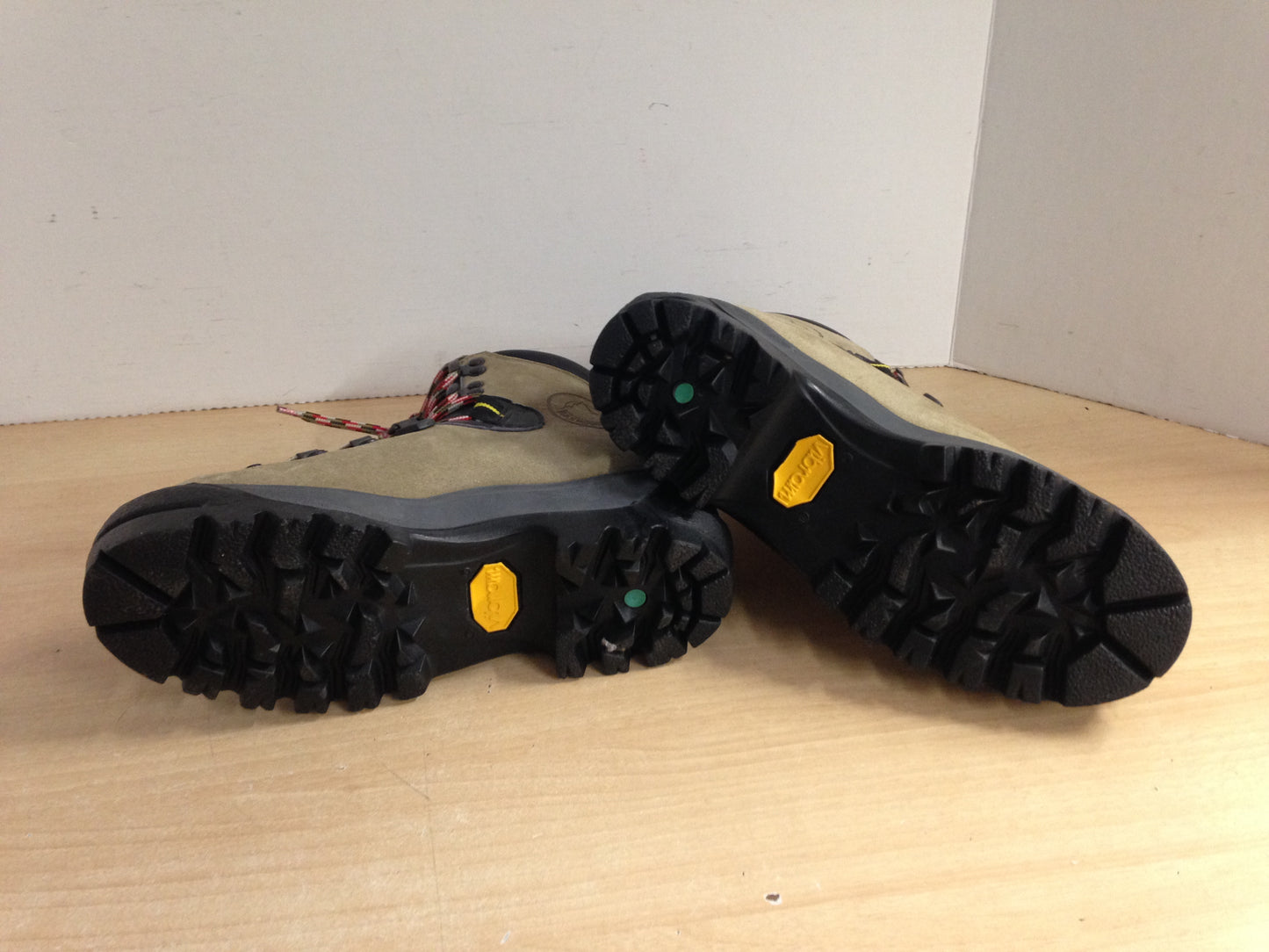 Winter Boots Hiking Ladies Size 7 La Sportiva Trekking New Demo Model