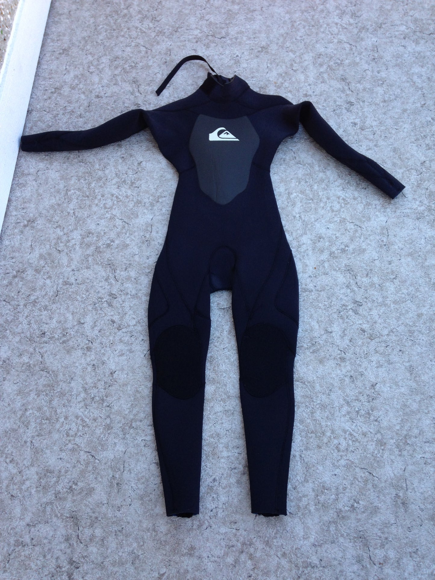 Wetsuit Child Size 10 Full Quick Silver Black 3.0 mm