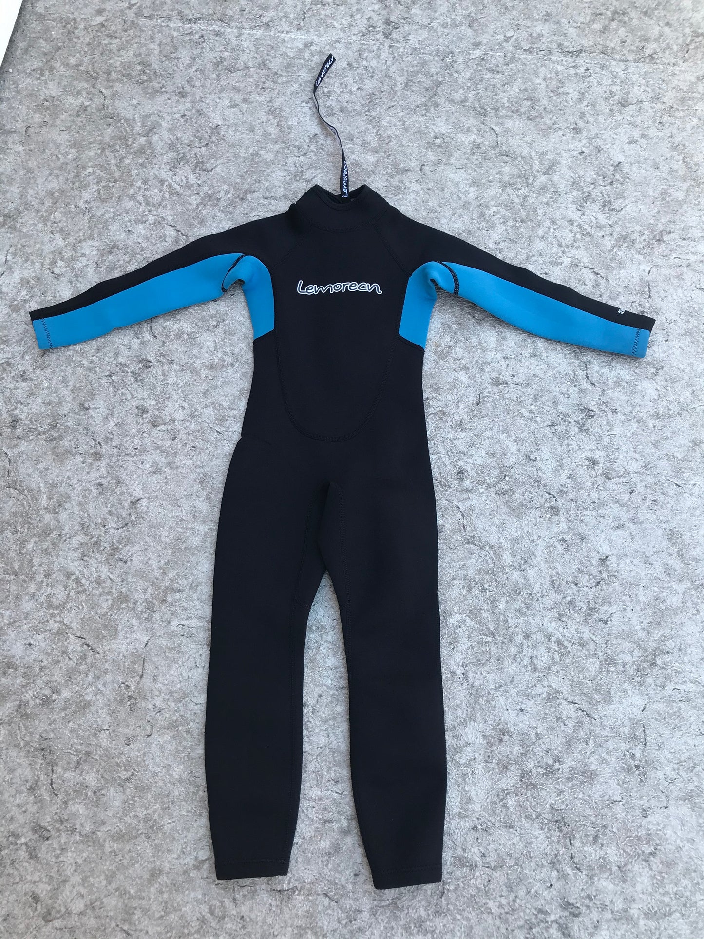 Wetsuit Child Size  4-6 Full 2-3 mm Neoprene Black Blue Excellent