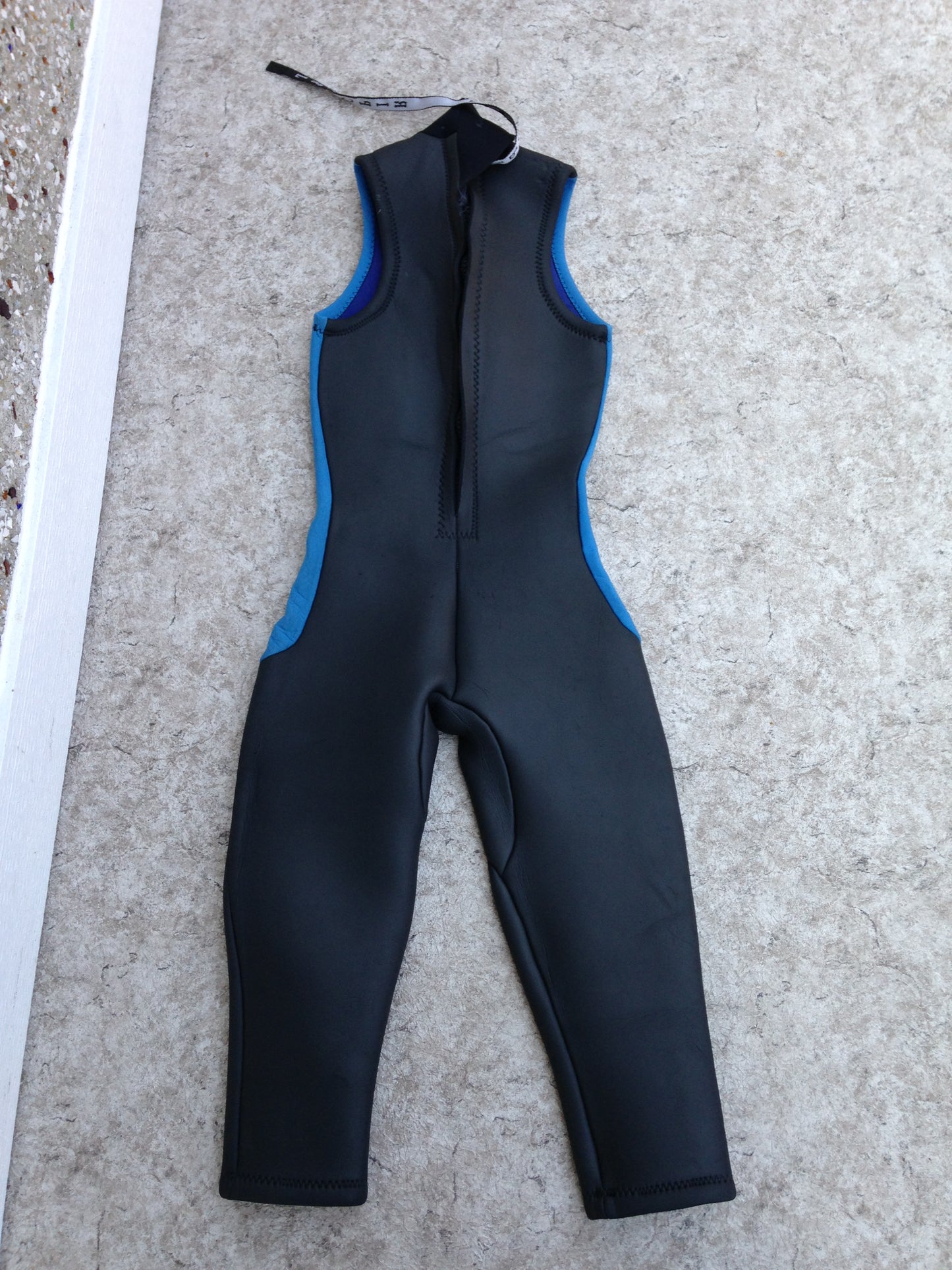 Wetsuit Ladies Size 5-6 Full Rip Curl Surf 4-5 mm Neoprene Black