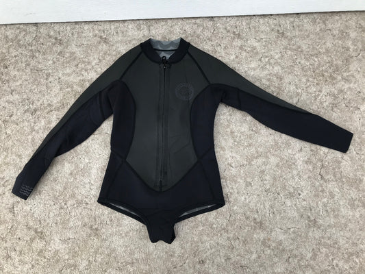 Wetsuit Ladies Size 6 Billabong  2-3 mm Neoprene Surf Capsule Snorkel Swim New Demo Model