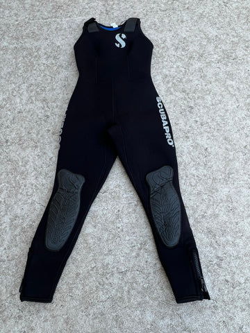 Wetsuit Ladies Size Small Scuba Pro Surf 5 mm Neoprene Black Excellent