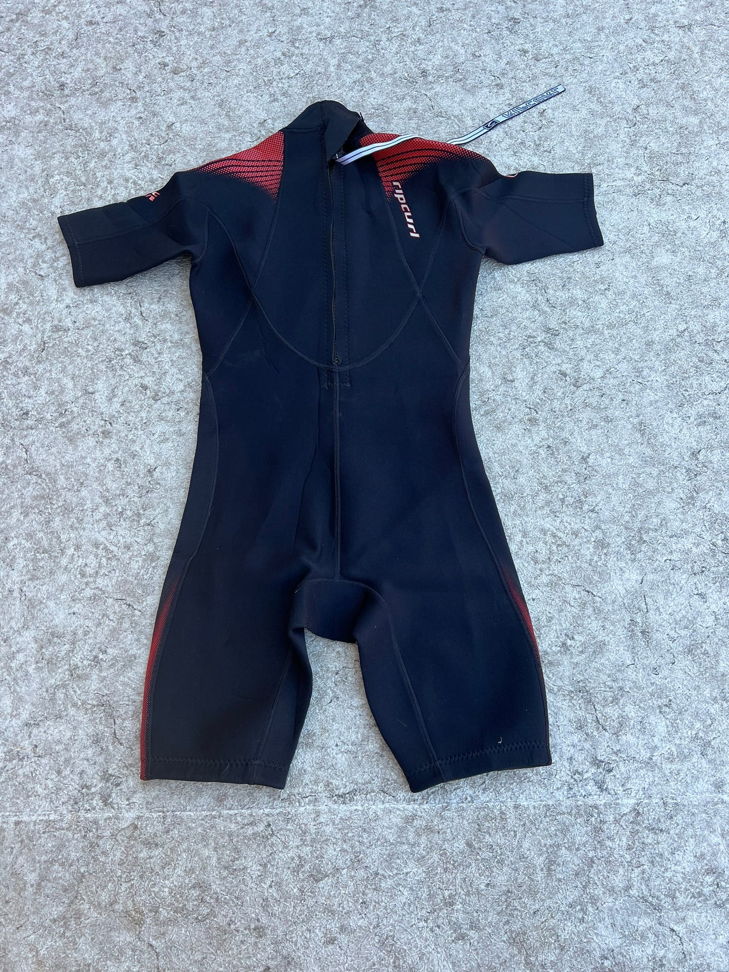 Wetsuit Men's Size Large Ripcurl Black Red 2-3 mm As New TH 2314