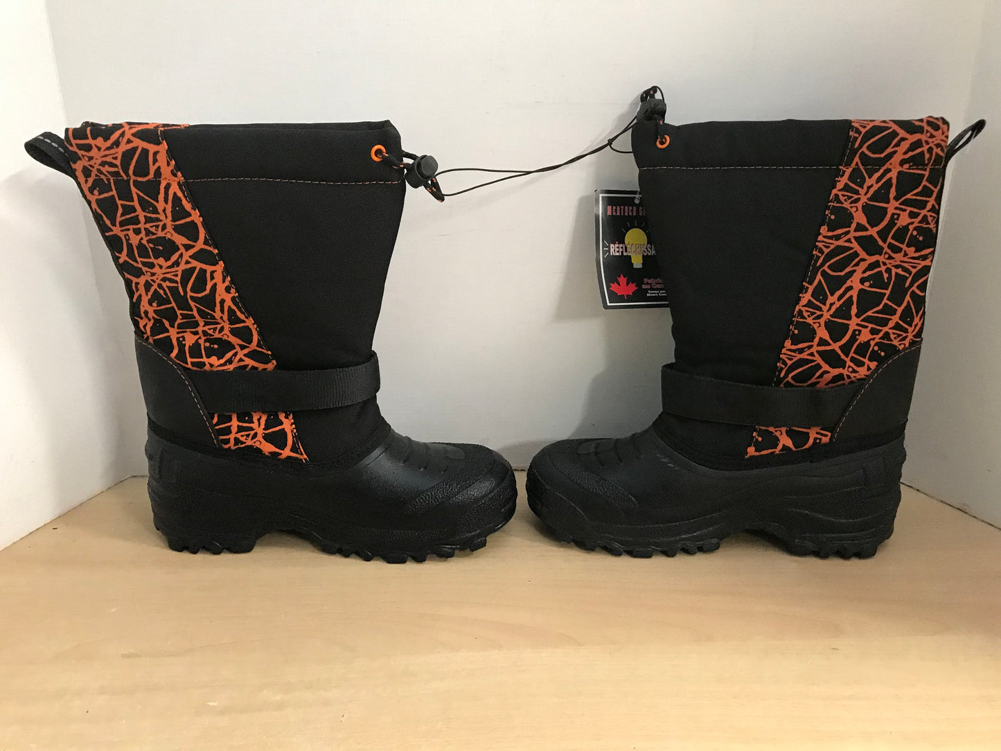 Winter Boots Child Size 4 Weather Spirits With Liner Black Orange NEW WITH TAGS
