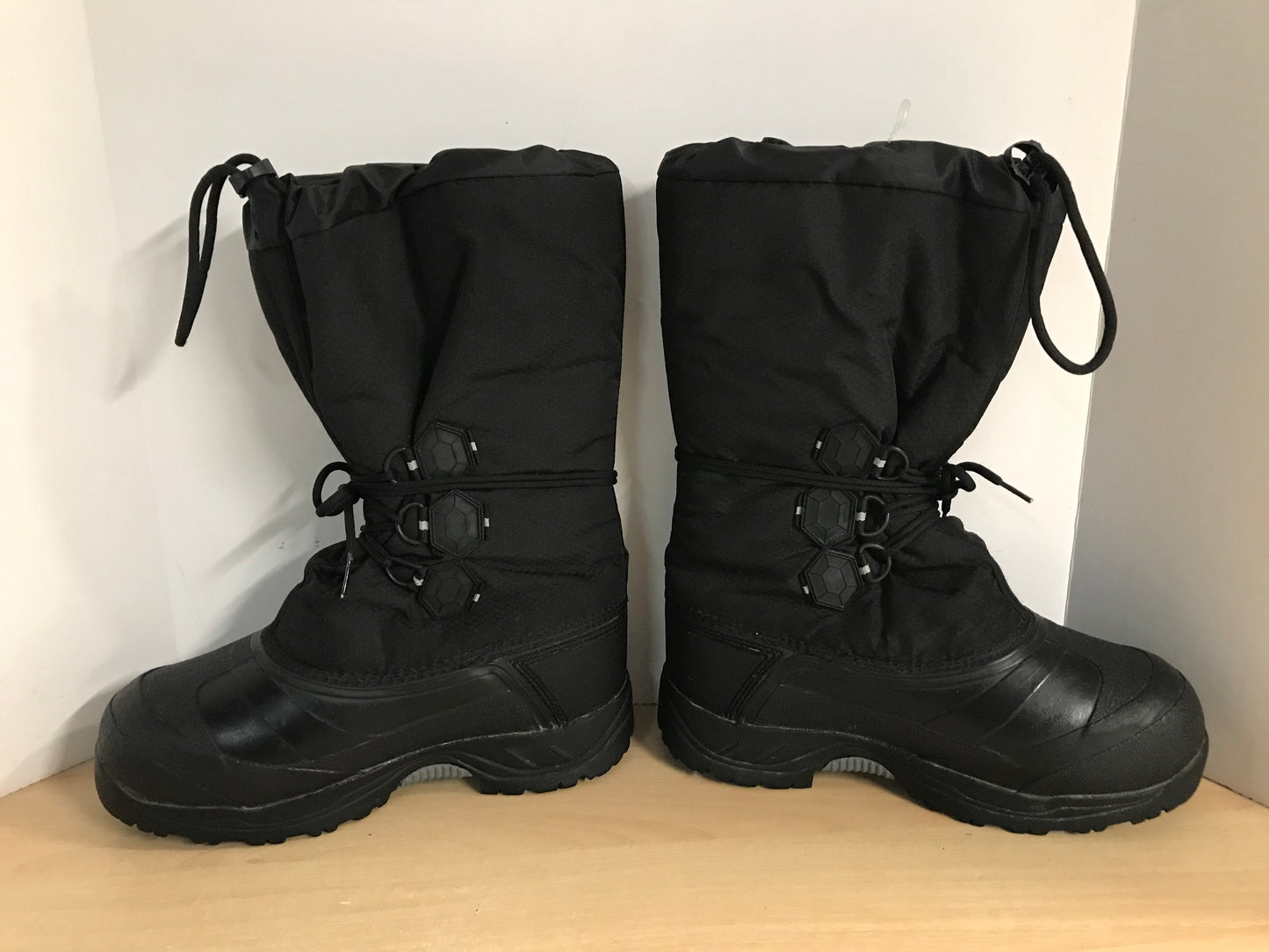 Winter Boots Men's Size 9 Wind River -100 Degree Storm Boots With Liner As New