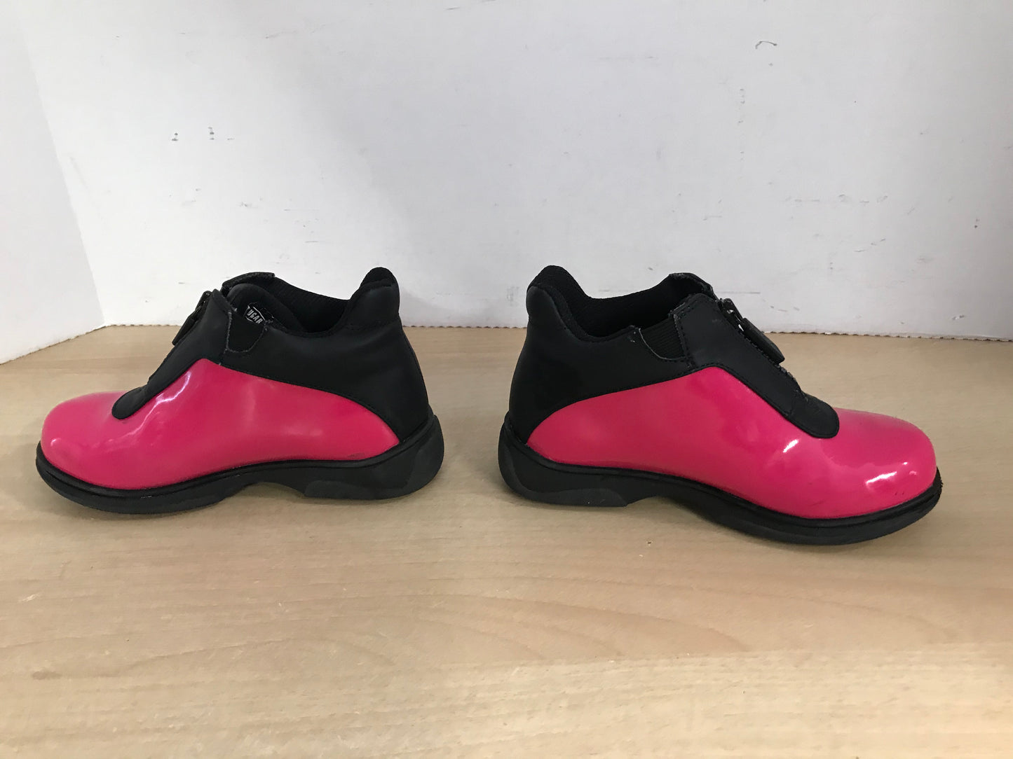 Winter Boots Child Size 10 Toddler Front Zip Up Rubber Soles Excellent  JP 5596 A
