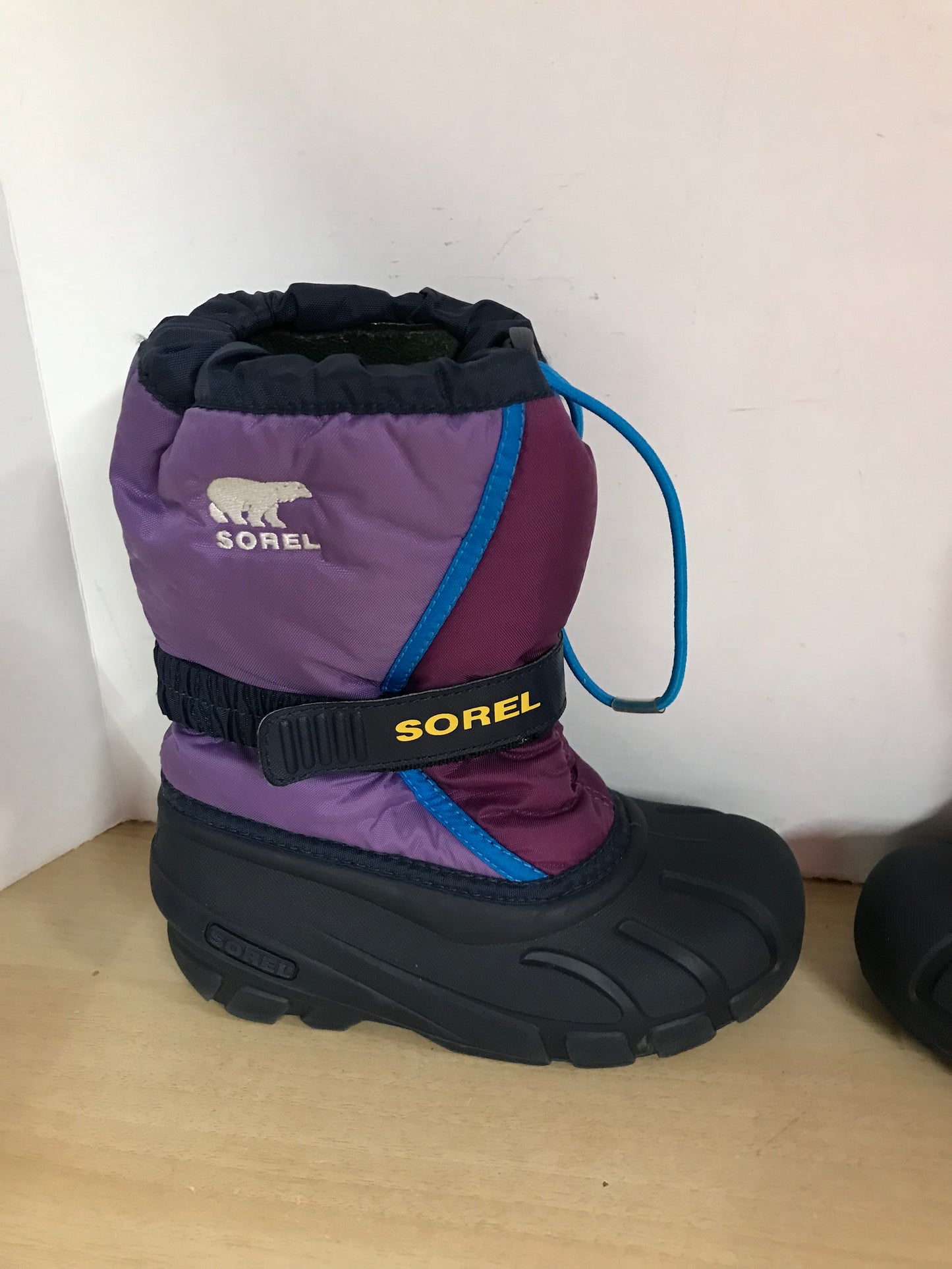 Winter Boots Child Size 1 Sorel Purple With Liner Excellent